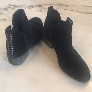 Black suede boots